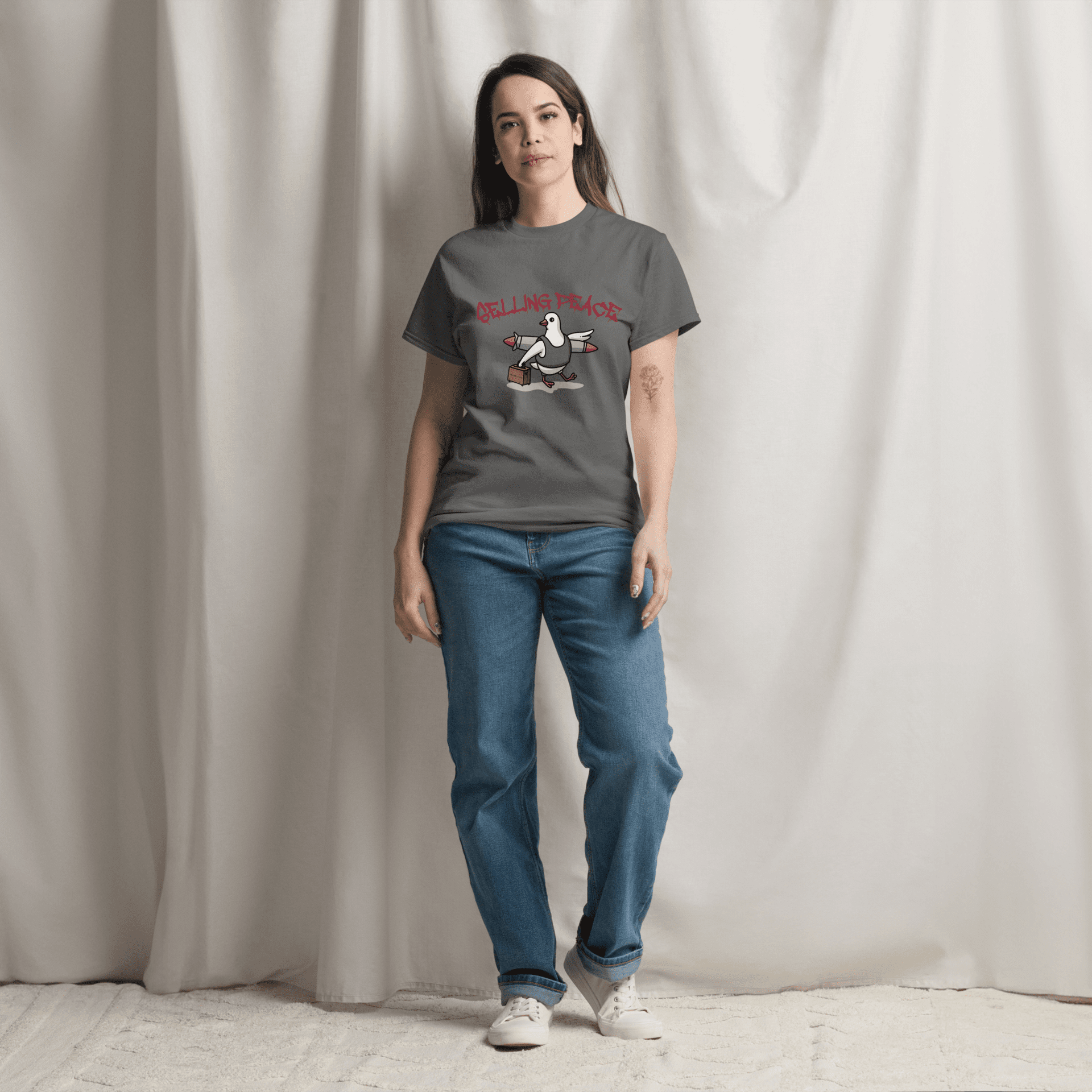 Camiseta SELLING PEACE - 2
